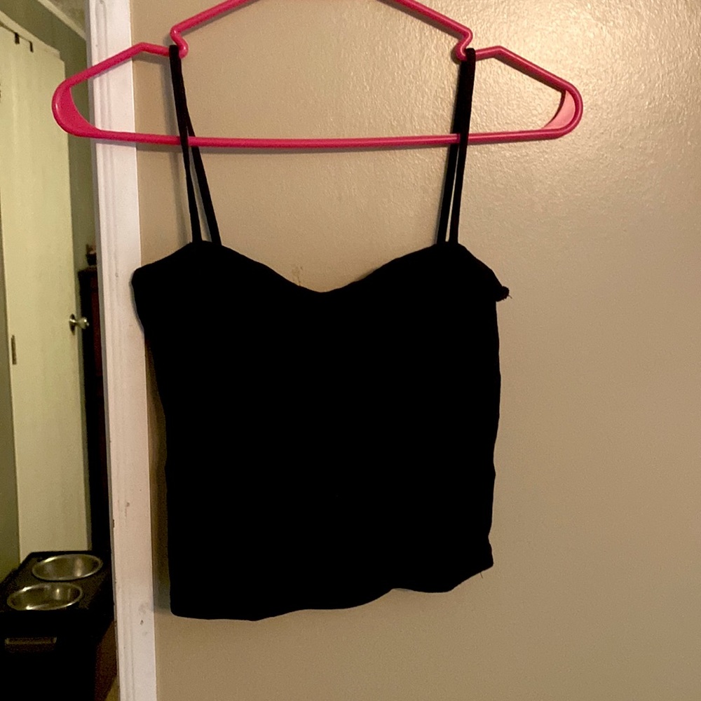 Black cropped tank NWOT